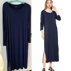 New blue relaxed fit crew neck long sleeve maxi T-shit dress with side slit